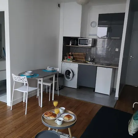 Bnb Le Chic Hyper Centre Orleans 5' Train Station Parking Exterior photo